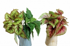 089 Veštačke biljke